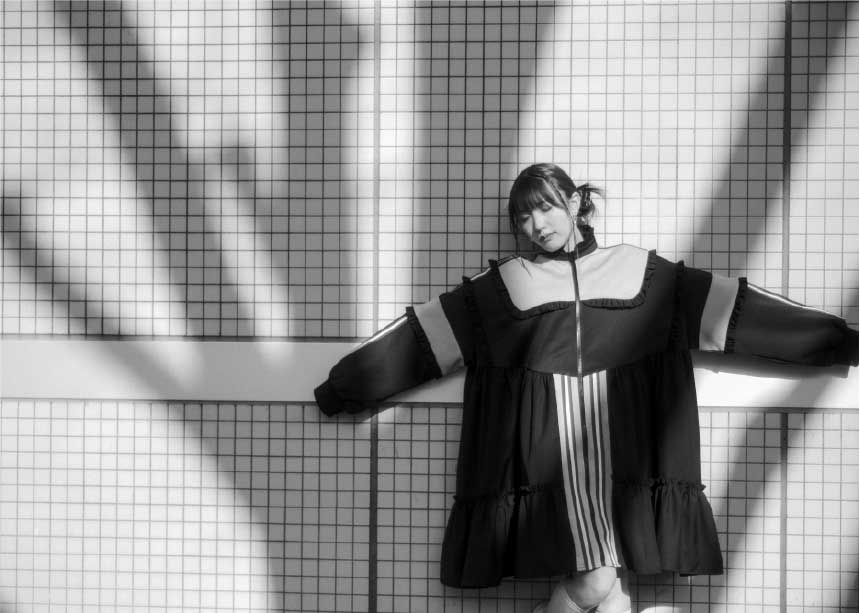 「PRESENCE」Inside and outside unification