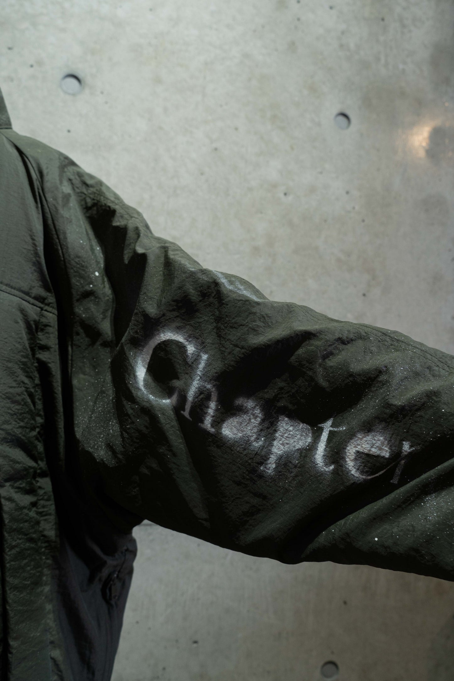 【Chapter×ROOMCRIM】Monster Parka(KHAKI)-Chapter3